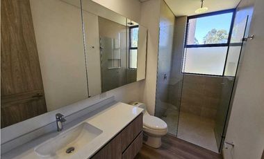 APARTAMENTO EN ARRIENDO LLANOGRANDE ANTIOQUIA