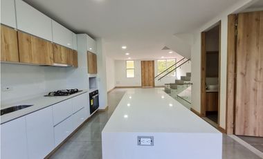 Venta casa en conjunto en La Florida, Manizales