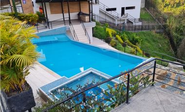 Venta casa en conjunto en La Florida, Manizales