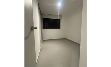 APARTAMENTO EN VENTA EN ALTOS DE LOS ROSALES