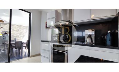 VENTA DE CASA  MODERNA UNIFAMILIAR BARRIO PONTEVEDRA YOPAL