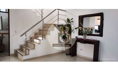 VENTA DE CASA  MODERNA UNIFAMILIAR BARRIO PONTEVEDRA YOPAL
