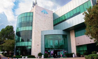 Edificio Corporativo y Plaza Comercial, Zapopan