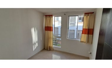 CASA EN FUSAGASUG, CONJUNTO MONTEARROYO