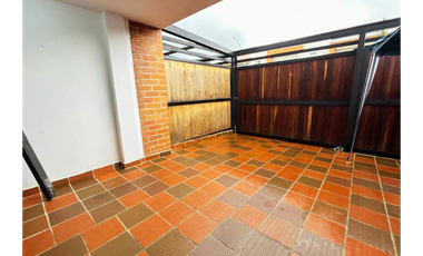 HERMOSA CASA EN UNIDAD ABIERTA – ESTRATO 4 ✨