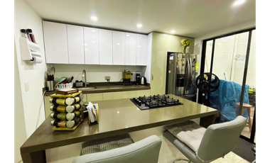 HERMOSA CASA EN UNIDAD ABIERTA – ESTRATO 4 ✨