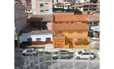 VENDO CASA LOTE 190 M2 UCCHULLO CUSCO PERÚ
