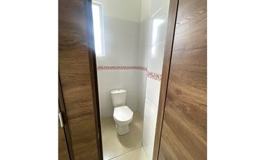 Amplio local de 72m2 en lamos sobre la calle 72!!