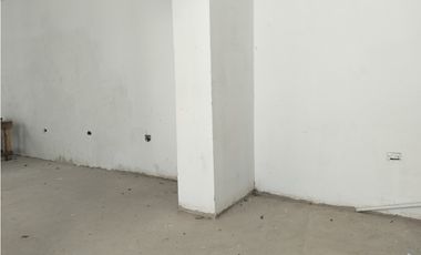 SE ARRIENDA CASA DE USO COMERCIAL CERCA A LA BAHA, SANTA MARTA