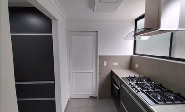 SE VENDE APARTAMENTO EN EL POBLADO