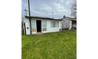 VENTA DE CASA CON LOCAL SOBRE LOTE DE 341m2 EN MIRAMAR