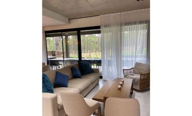 CASA  MINIMALISTA BARRIO PRIVADO PIONEROS en ALQUILER