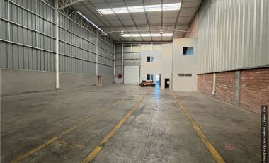 ARRIENDA BODEGA CON SALA DE VENTAS EN LOS ÁNGELES