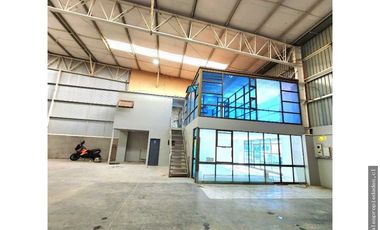 ARRIENDA BODEGA CON SALA DE VENTAS EN LOS ÁNGELES