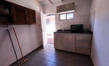 PH en Alquiler en Villa Primera