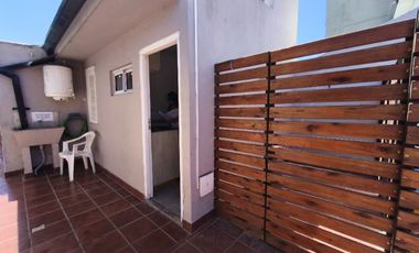 PH en Alquiler en Villa Primera