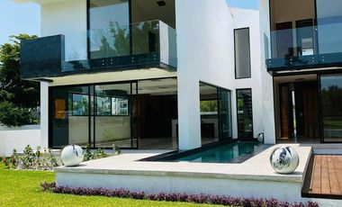Casa en Fraccionamiento Paraíso Country Club