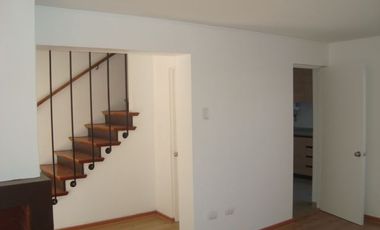 Casa en Arriendo en Calle Limache