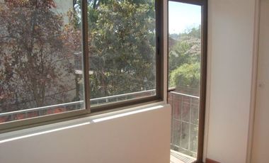 Casa en Arriendo en Calle Limache