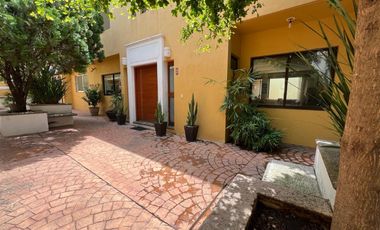Casa en condominio en  Loma Blanca