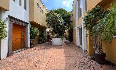 Casa en condominio en  Loma Blanca
