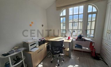 Se Vende Hermosa casa Esquinera sector Ilalo