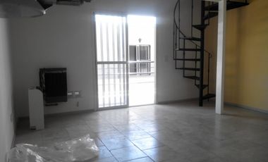 DEPTO 2 AMB.TIPO LOFT CON COCHERA , COMPLEJO CON PISICINA 2 PISO POR ESCALERA.SIN EXPENSAS NI ABL