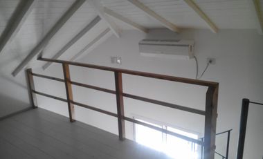 DEPTO 2 AMB.TIPO LOFT CON COCHERA , COMPLEJO CON PISICINA 2 PISO POR ESCALERA.SIN EXPENSAS NI ABL