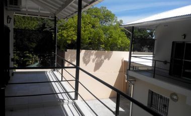 DEPTO 2 AMB.TIPO LOFT CON COCHERA , COMPLEJO CON PISICINA 2 PISO POR ESCALERA.SIN EXPENSAS NI ABL