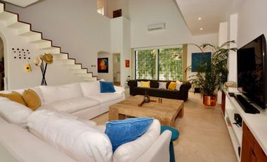Villa mediterránea a pasos de la playa en venta