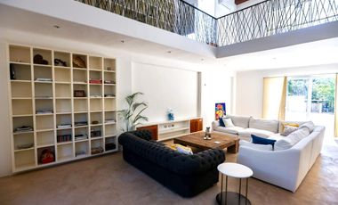Villa mediterránea a pasos de la playa en venta