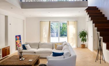 Villa mediterránea a pasos de la playa en venta