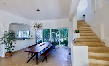 Villa mediterránea a pasos de la playa en venta