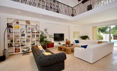 Villa mediterránea a pasos de la playa en venta