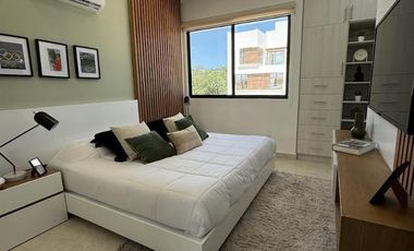 CASA EN VENTA EN CANCUN DE 3 HABITACIONES CON ALBERCA Y GIMNASIO