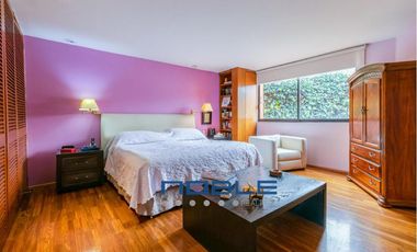 Casa Venta  Lomas de Tecamachalco.