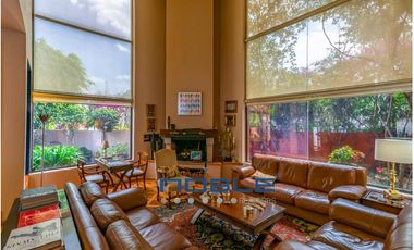 Casa Venta  Lomas de Tecamachalco.