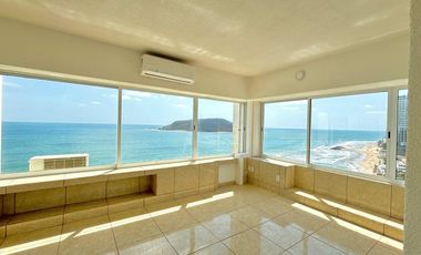 Departamento en Islas del Sol, Zona Dorada, Mazaatlán, Sinaloa.