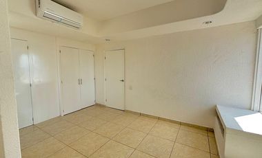 Departamento en Islas del Sol, Zona Dorada, Mazaatlán, Sinaloa.