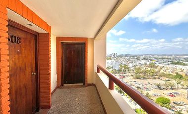 Departamento en Islas del Sol, Zona Dorada, Mazaatlán, Sinaloa.