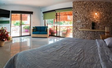 Casa de 2 recámaras con alberca en venta  en Sisal, Yucatán.