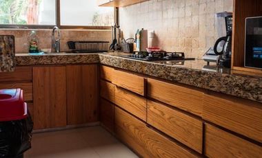 Casa de 2 recámaras con alberca en venta  en Sisal, Yucatán.
