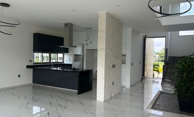 CASA EN PREVENTA PARAISO COUNTRY CLUB