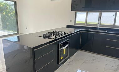 CASA EN PREVENTA PARAISO COUNTRY CLUB