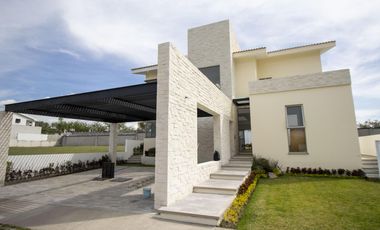 CASA EN PREVENTA PARAISO COUNTRY CLUB