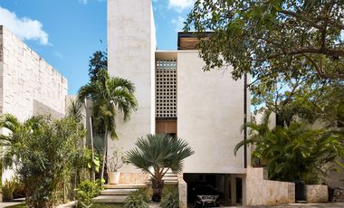 Impresionante Villa cerca del mar en Venta , residencial Selvamar Playa del Carmen
