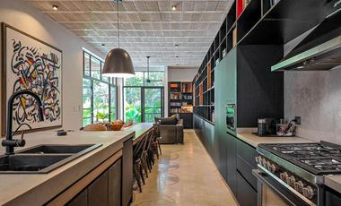 Impresionante Villa cerca del mar en Venta , residencial Selvamar Playa del Carmen