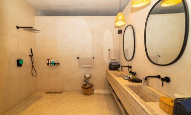Impresionante Villa cerca del mar en Venta , residencial Selvamar Playa del Carmen