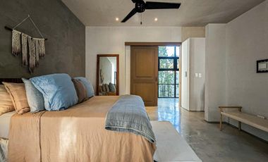 Impresionante Villa cerca del mar en Venta , residencial Selvamar Playa del Carmen