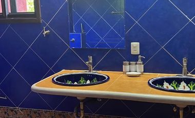 CASA EN VENTA EN LA ORILLA DEL MAR EN MAHAHUAL